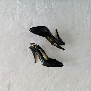 Frederick's of Hollywood Vintage Black Gold Slingback Heels - Size 5